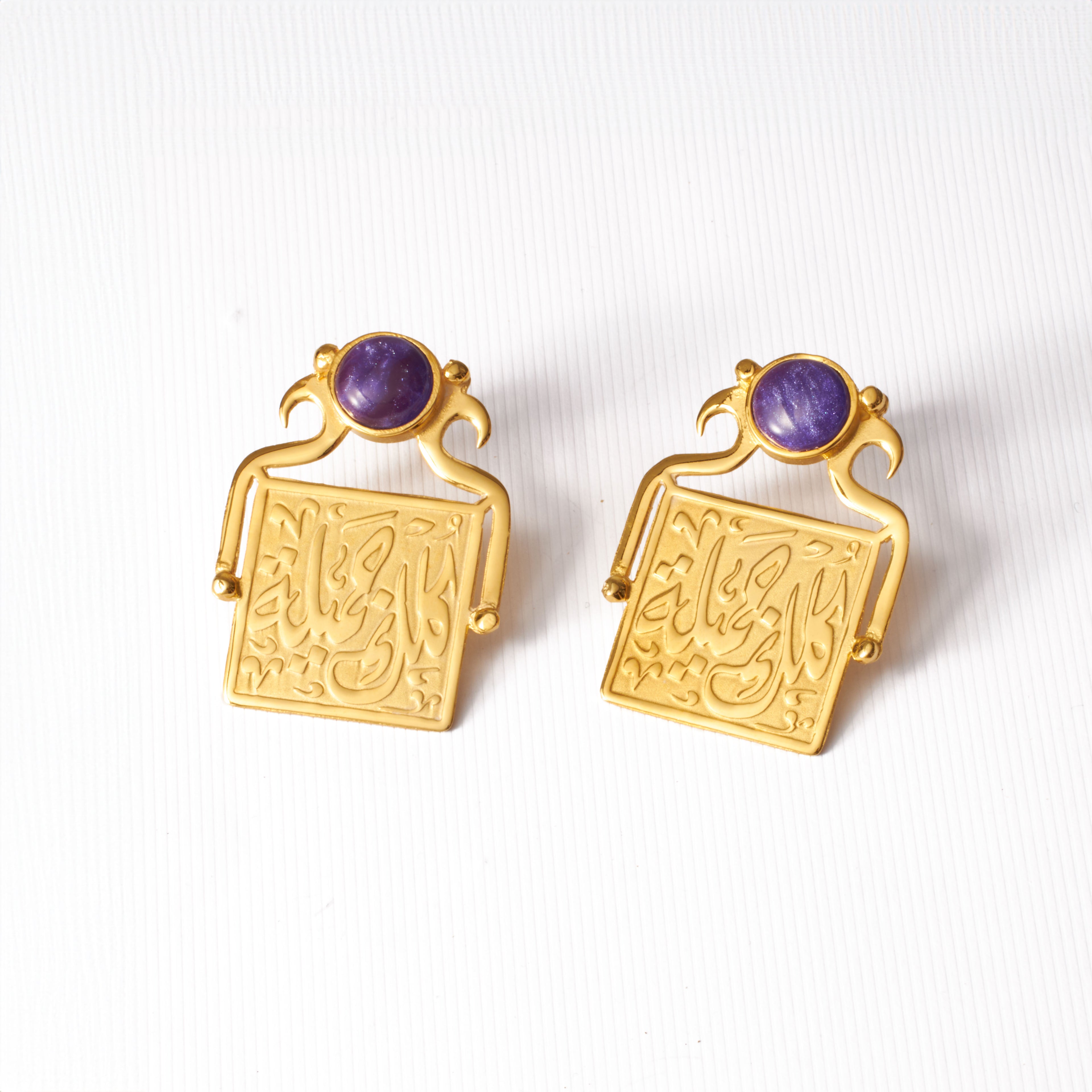 Love’s Gaze Earring